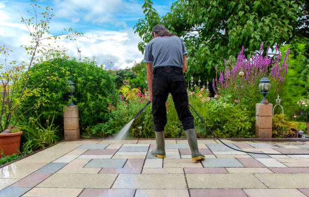 Best Deck and Patio Pressure Washing in Mequon, WI